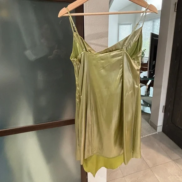Urban Outfitters "Mallory" Slip Dress - Metallic Lime Size S - Picture 5 of 12